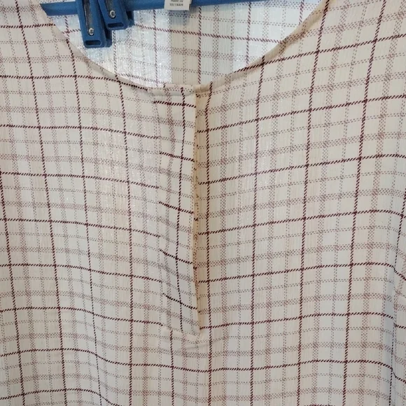 Liz Claiborne 3/4 Sleeve Blouse - Picture 5 of 11